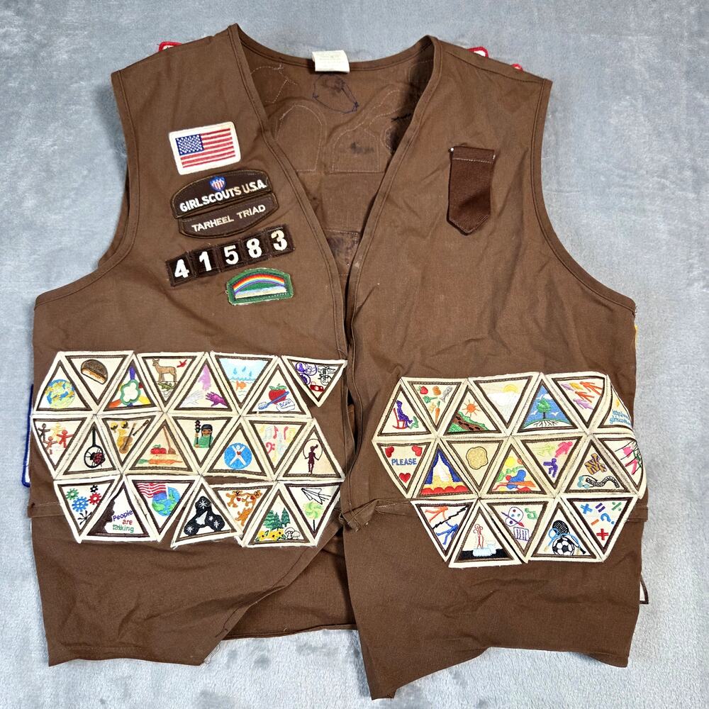 Girl Scouts Brownie Vest Plus Large with Badges